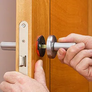 Father Son Locksmith Store Maineville, OH 513-323-3101 - broken-key-extraction